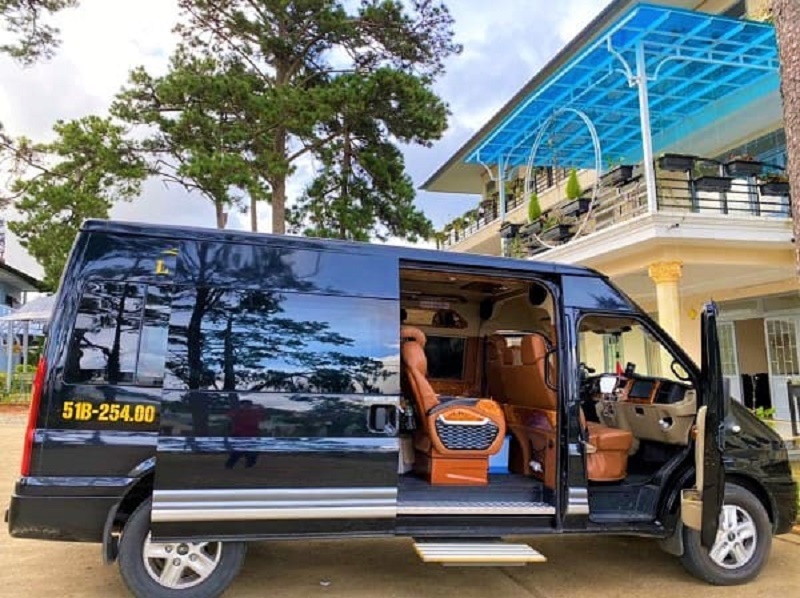 Thuê xe Fuso Limousine 19 chỗ Hà Nội đi Điện Biên tại Asia Limousine