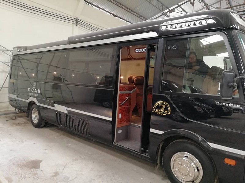 Bảng giá Thuê xe fuso Limousine 16 chỗ Hà nội đi du lịch 2023