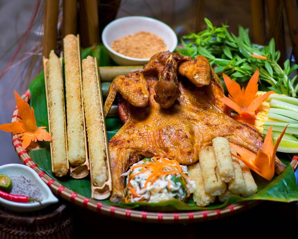 Cơm lam Sapa thơm ngon, nổi tiếng