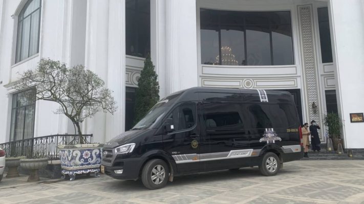 Thuê xe Solait Limousine 12 chỗ tại Hoàn Kiếm