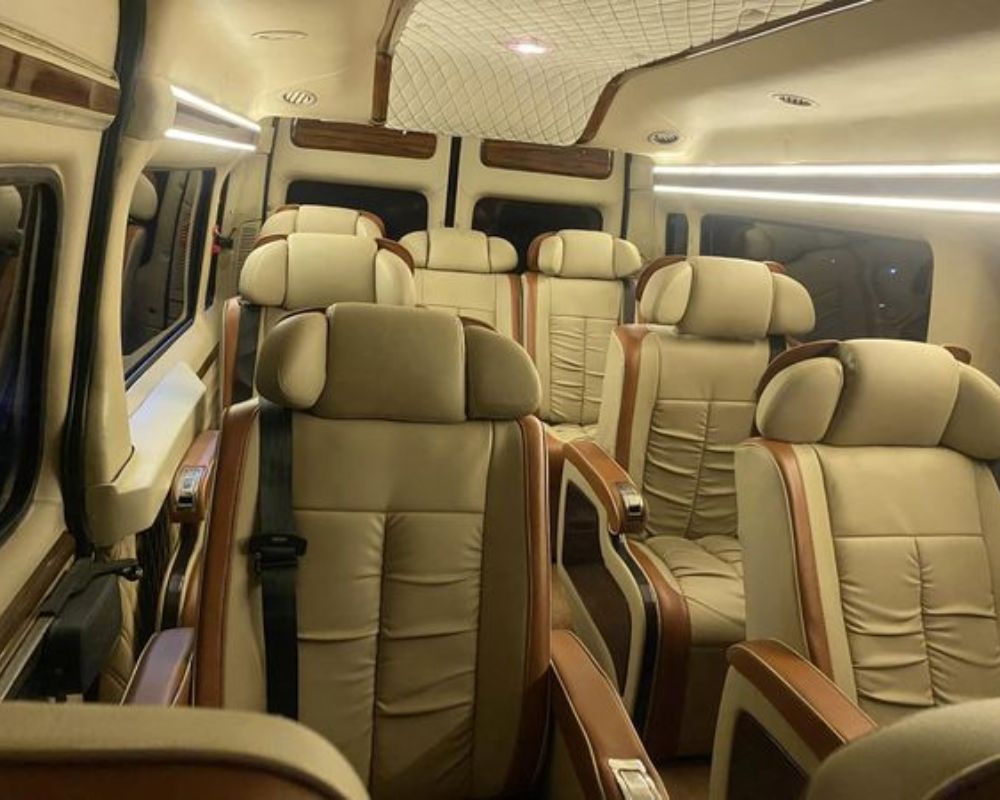 Dịch vụ cho thuê xe limousine giá rẻ đi Quảng Bình của Asia Limousine