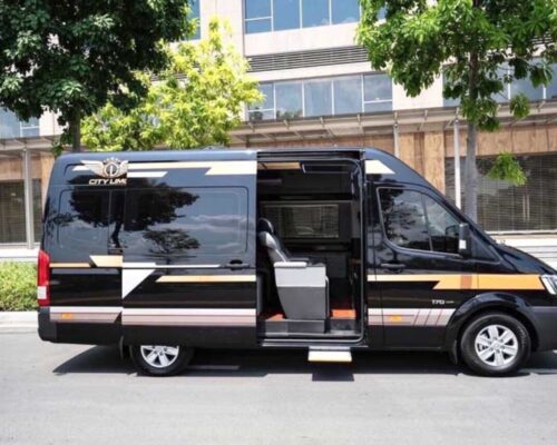 Dòng xe limousine 16 chỗ Ford Transit