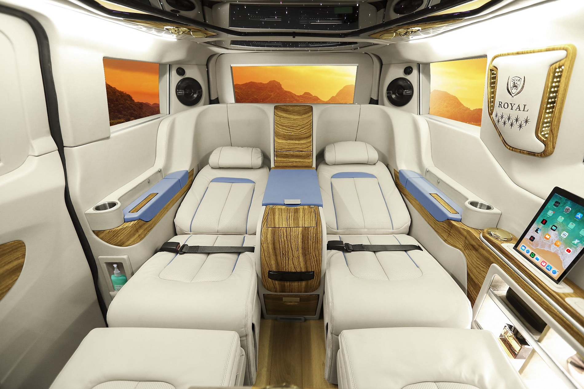 Cách thức ký hợp đồng khi thuê xe tại Asia Limousine