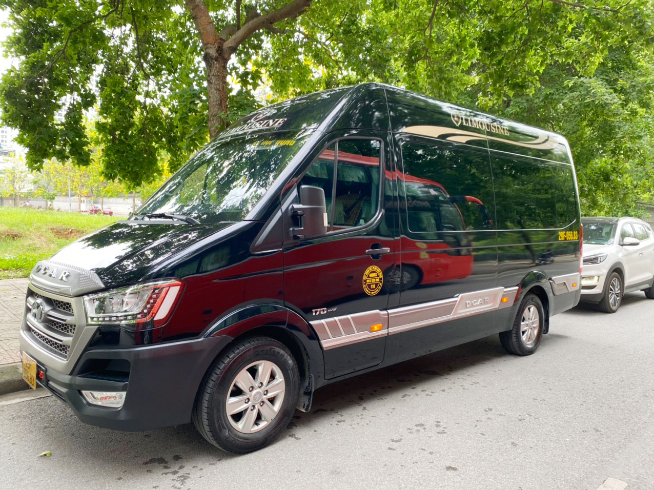 Tại sao nên thuê xe Limousine 9-11-16-18-24-28 chỗ Hà Nội tại Asia Limousine?
