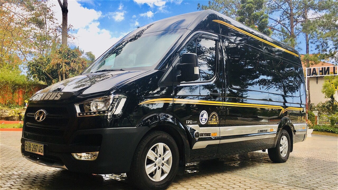 Bảng giá và dịch vụ cho thuê xe 12 chỗ giá rẻ tại Asia Limousine