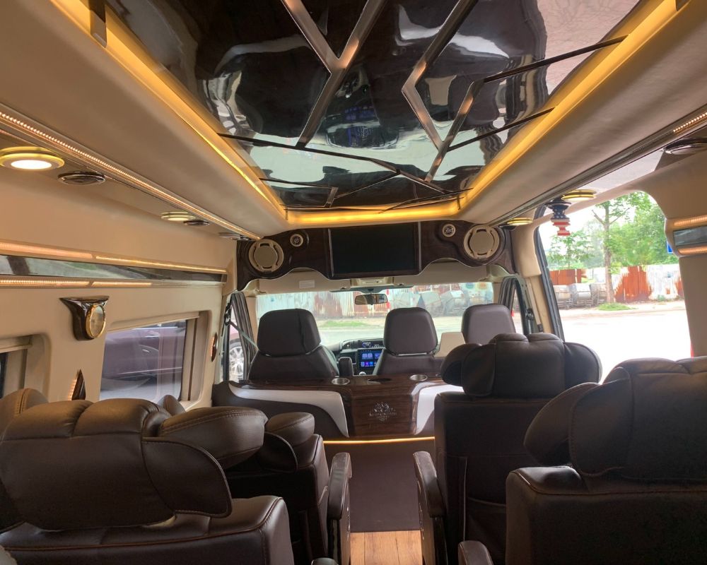 Nội thất xe limousine của Asia Limousine hiện đại, chất lượng
