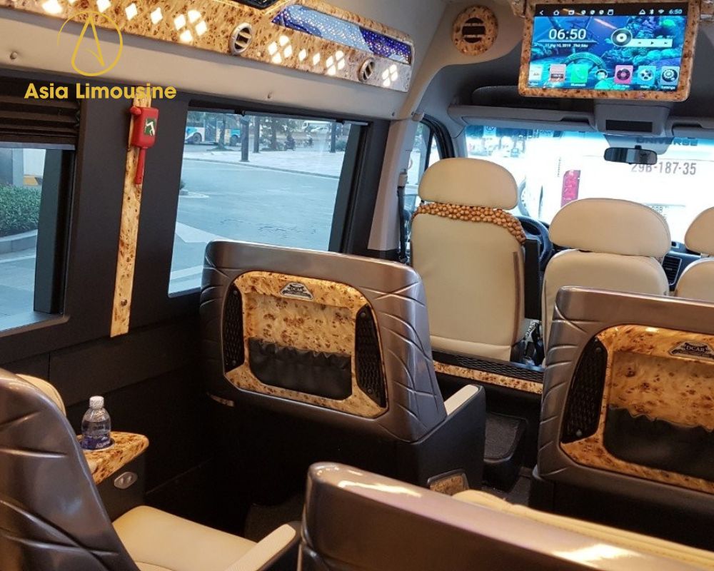 Hình ảnh bên trong xe limousine Hà Nội đi Sapa