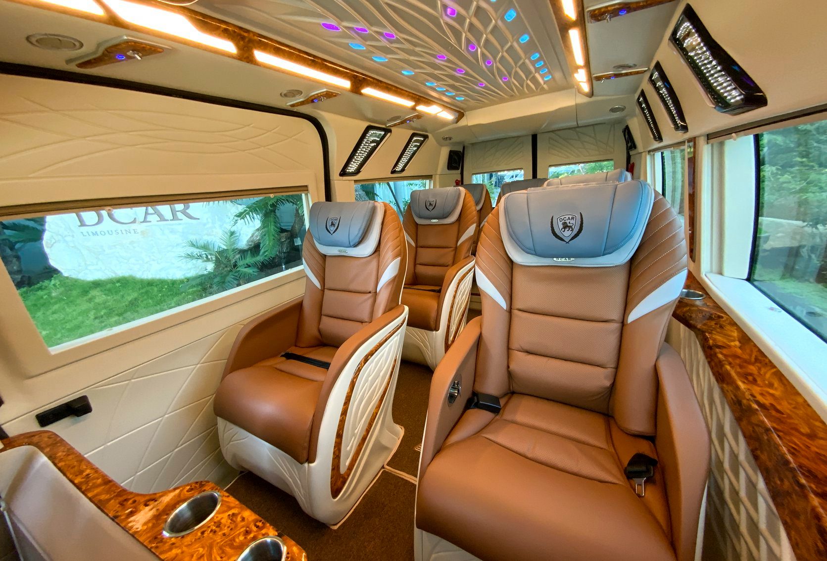 Bảng giá Solati Limousine 12 chỗ Hà nội Vinh Nghệ An