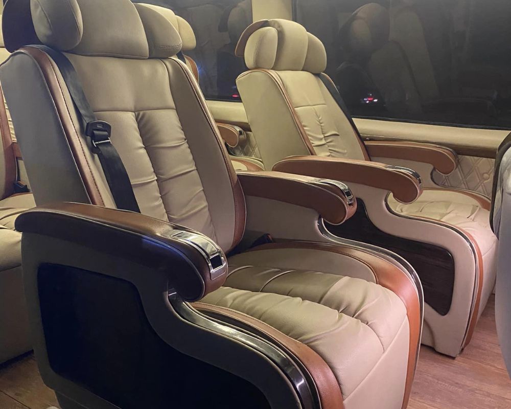 Thuê xe limousine Hà Nội đi Quảng Bình giá tốt