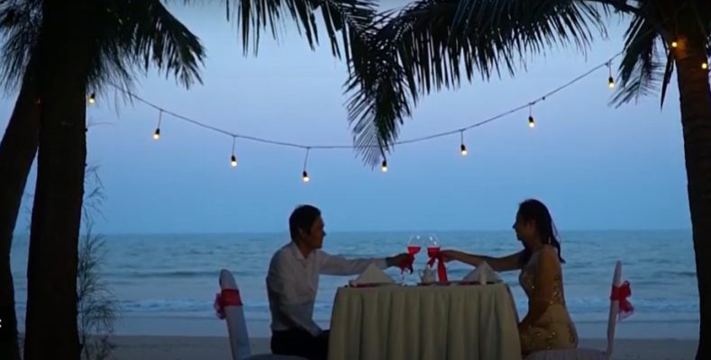 Thuê xe Limousine đi Bãi Lữ bãi biển lãng mạn