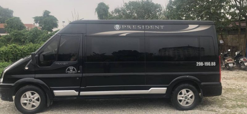 Thuê xe Limousine đi phà Gót xe limousine 9 chỗ
