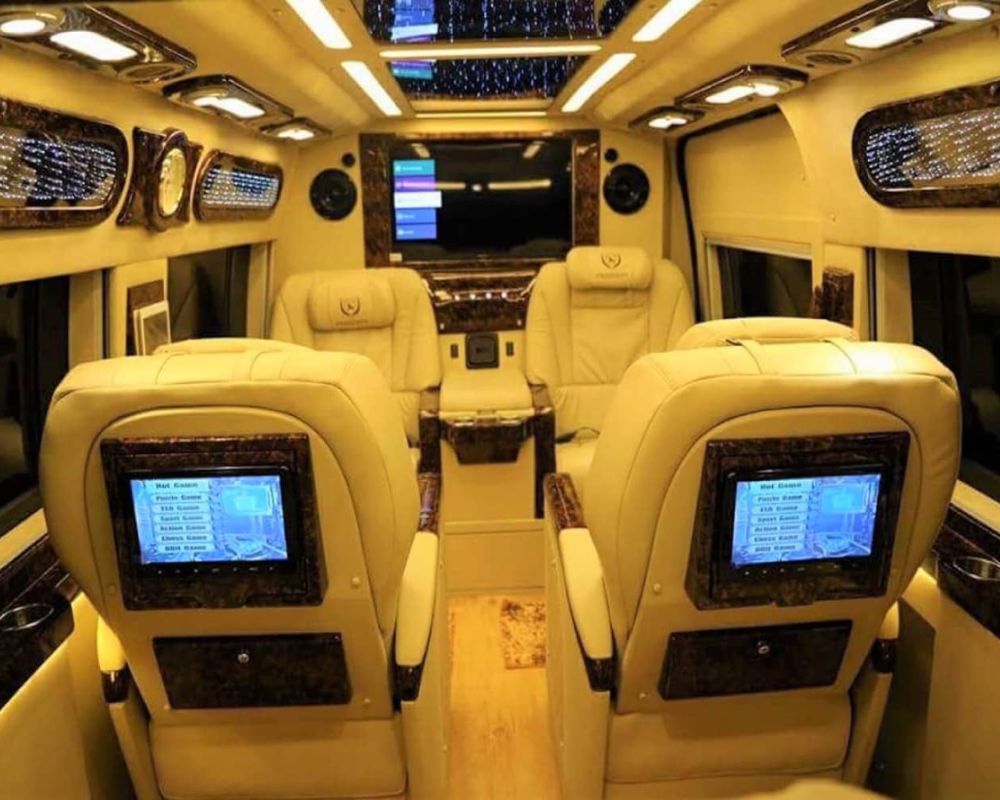 Thuê xe limousine giá tốt Hà Nội đi Sapa tại Asia Limousine