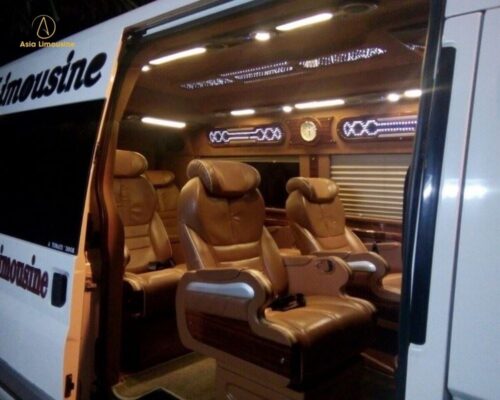 Tiện ích bên trong xe limousine 9 chỗ