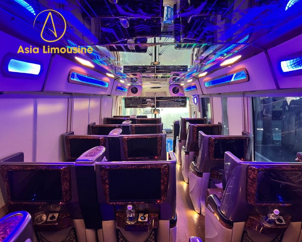 Nội thất bên trong xe Limousine của Asia Limousine