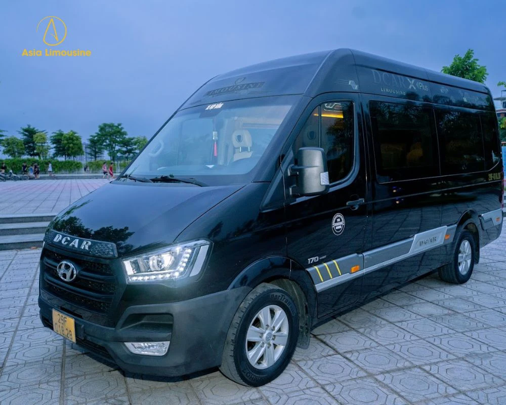 Xe Dcar limousine 9 chỗ đi Hòa Bình