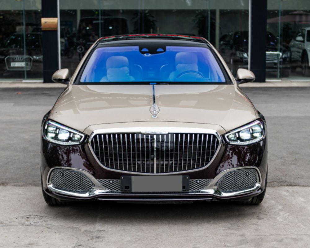 Xe Maybach có vẻ ngoài sang trọng, hiện đại