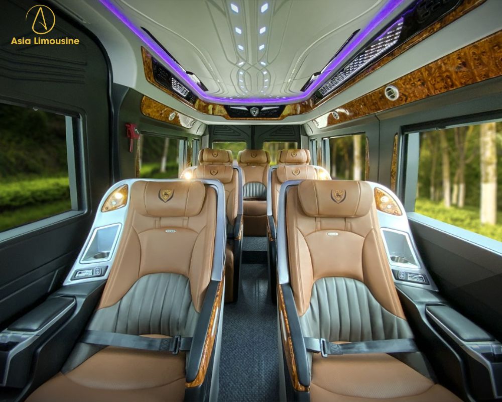 Xe Solati limousine Dcar Thượng đỉnh