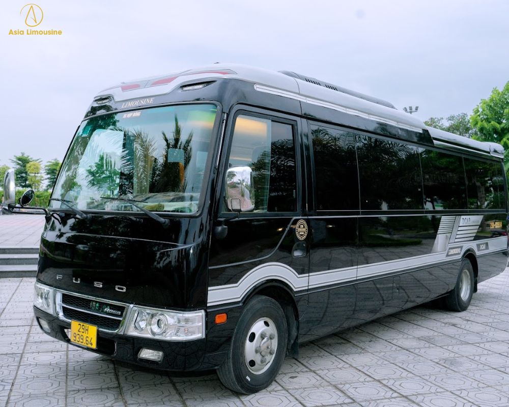 Xe limousine 19 chỗ Fuso Rosa