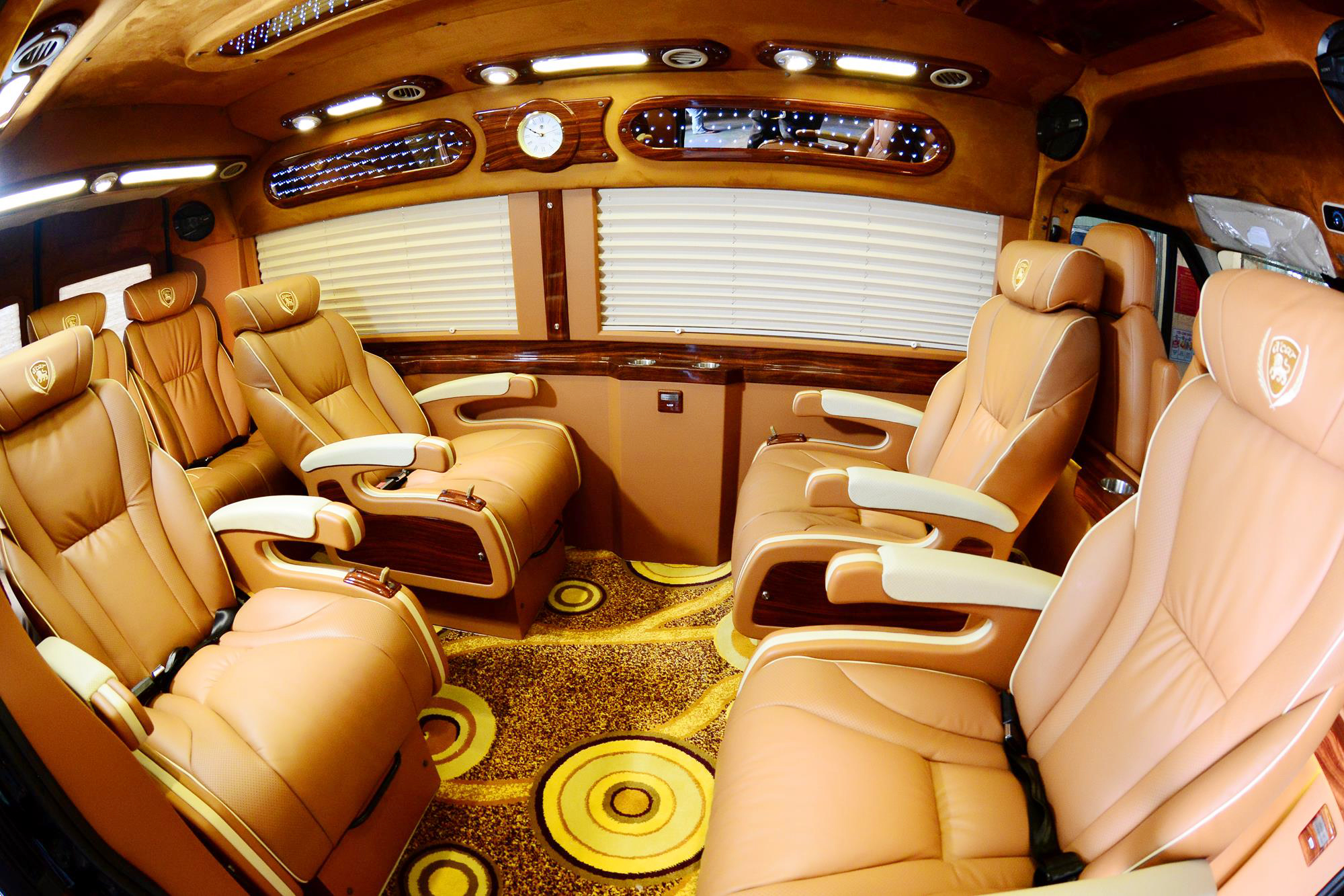 Thuê xe Limousine Hà Nội Quảng Ninh uy tín