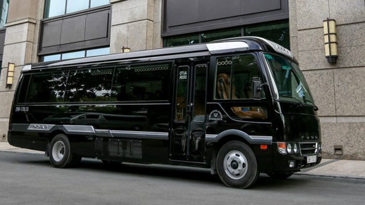 Thuê xe fuso Limousine 19 chỗ