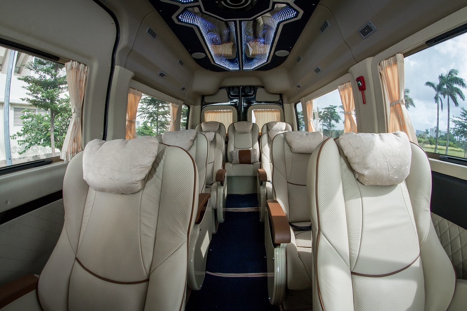 Tìm hiểu về dòng xe Solati Limousine 12 chỗ