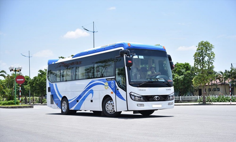 Bảng giá cho thuê xe du lịch 30 chỗ chính xác nhất 2023