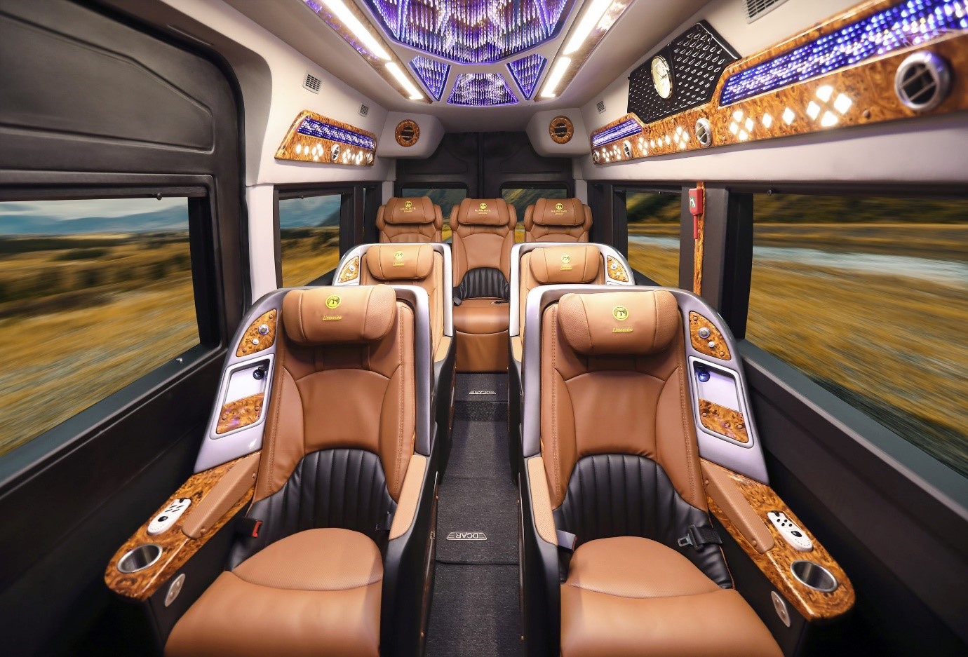 Thông tin về thuê xe limousine Hà Nội Quảng Ninh tại Asia