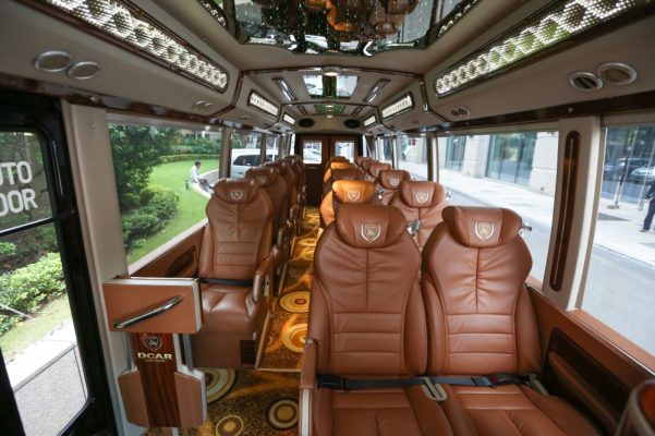 Thuê xe fuso Limousine 16 chỗ