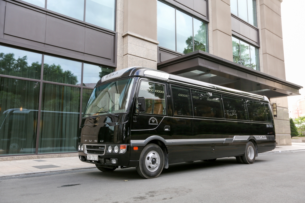 Nên thuê xe fuso Limousine 16 chỗ Hà Nội đi Sapa ở đâu uy tín?
