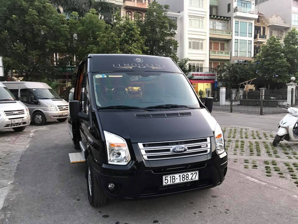 Dịch vụ và bảng giá thuê xe Limousine đi chơi golf từ Hà Nội 