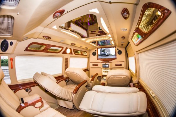 Thuê xe Limousine Bắc Ninh