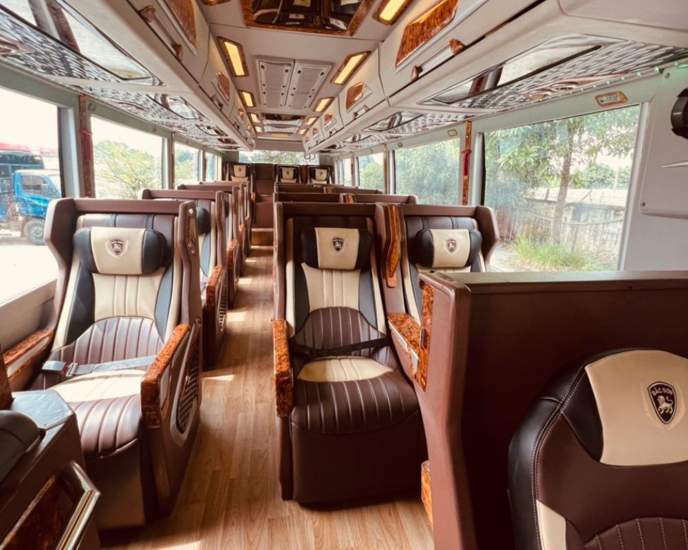 Thuê xe limousine 9 chỗ Hà Nội