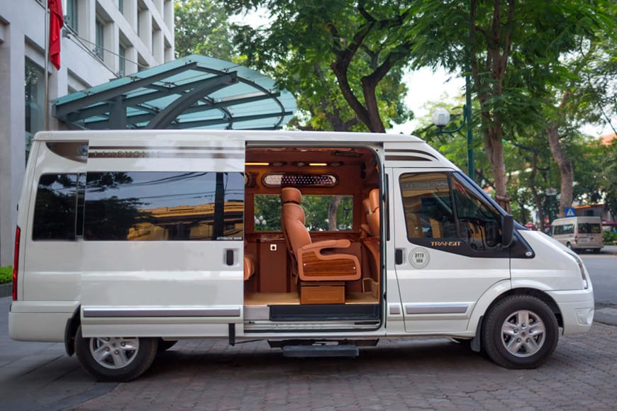 Nhu cầu sử dụng dịch vụ cho thuê xe Dcar Limousine 9 chỗ đi Yên Bài