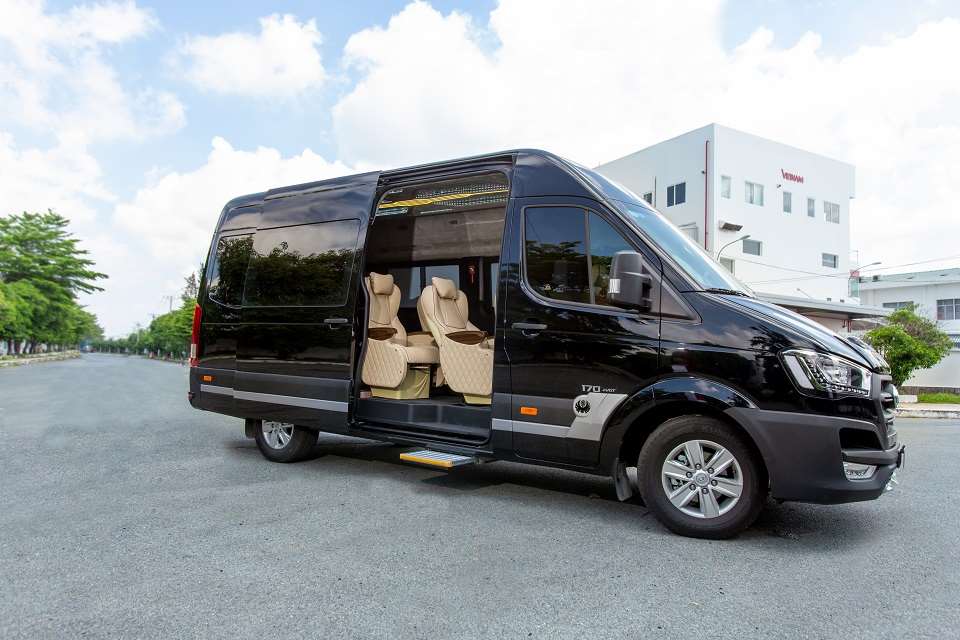 Có nên thuê xe limousine đi Sapa ?