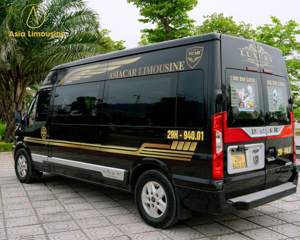 Ngoại thất xe Dcar limousine 9 chỗ