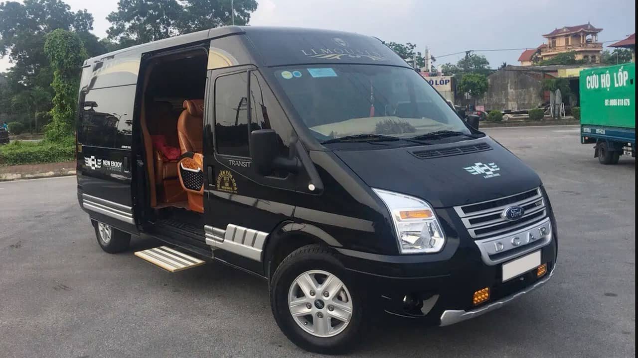 Bảng giá thuê xe Limousine 9 chỗ tại Hà Nội chất lượng 2023