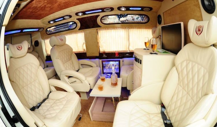 Dịch vụ thuê xe limousine vip