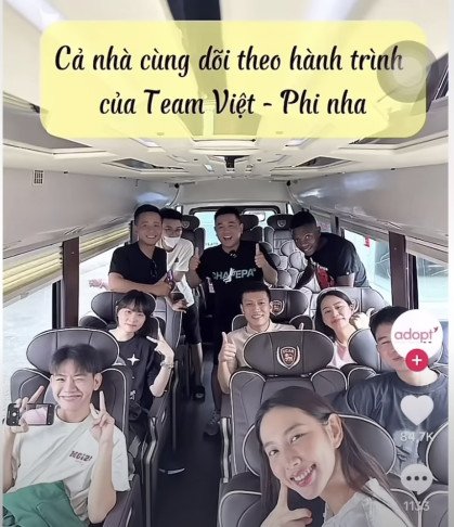 Hành trình Team Quang Linh Vlogs về Việt Nam