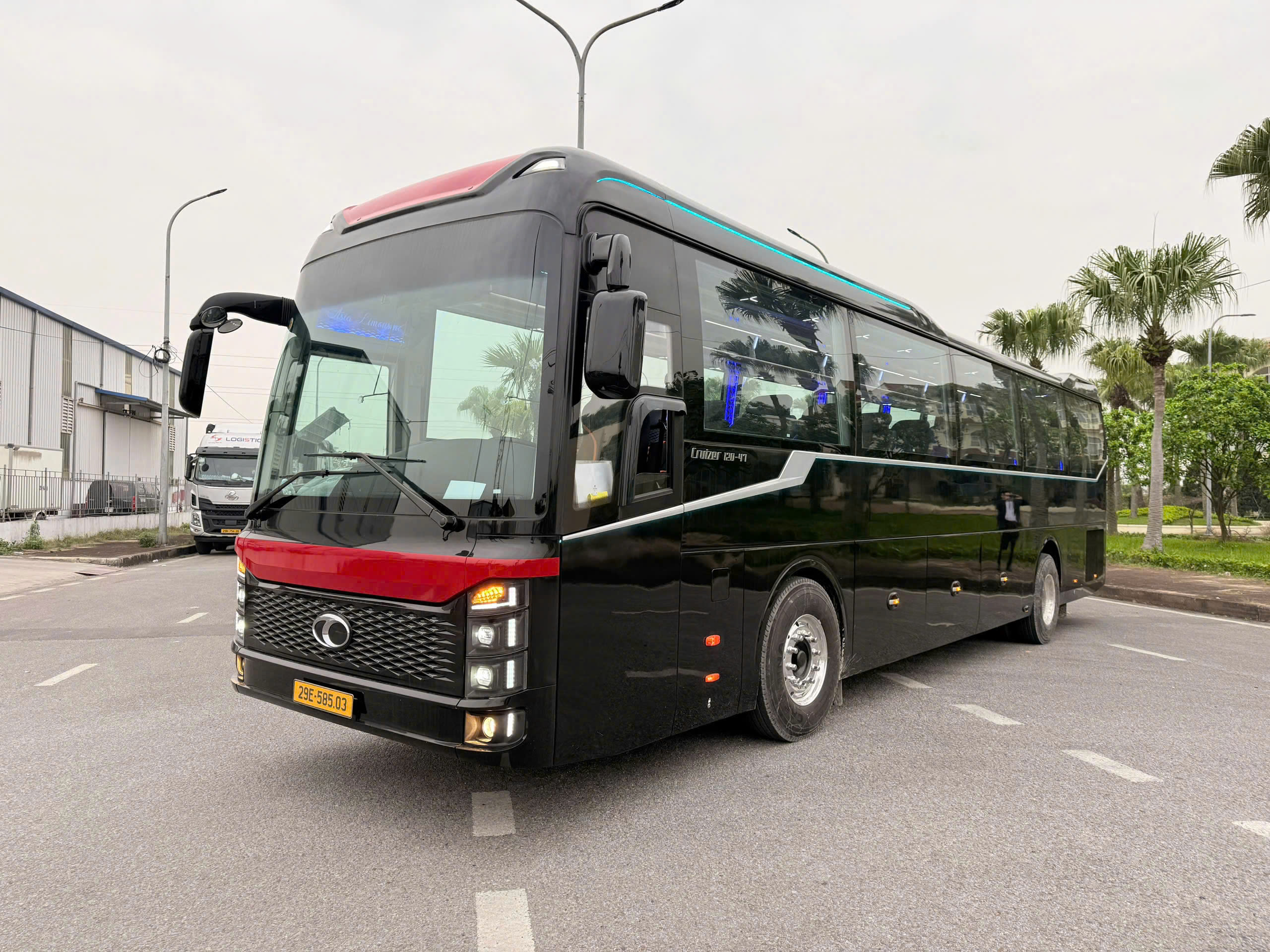 Thaco Limousine 36 ghế